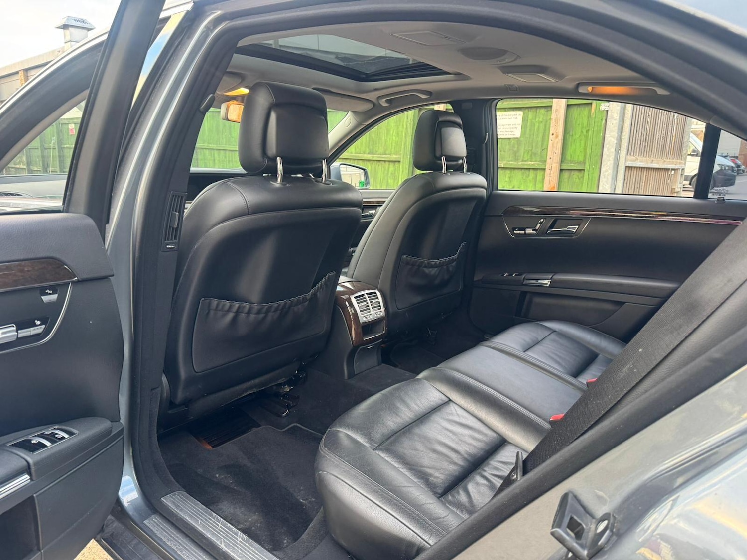 Used Mercedes-Benz S Class 2011 for sale - 76620611: Photo 17