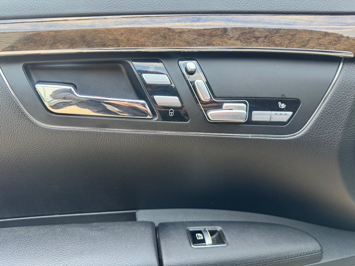 Used Mercedes-Benz S Class 2011 for sale - 76620611: Photo 25