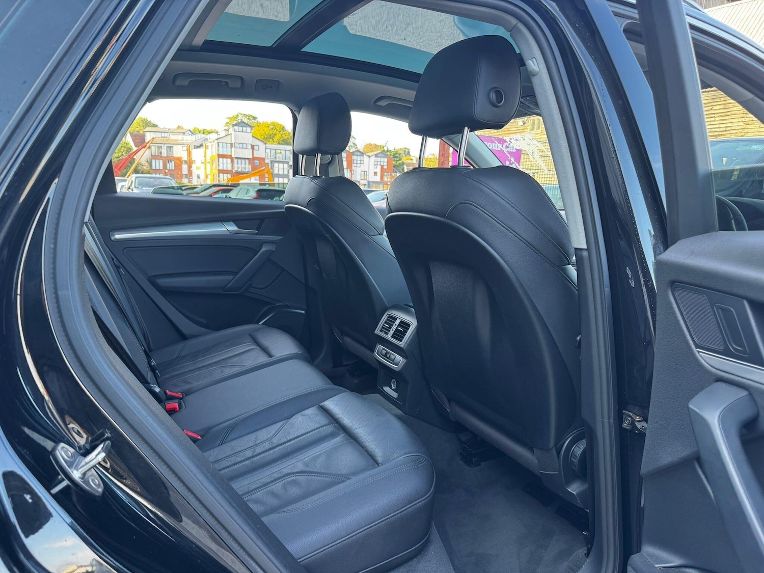 Used Audi Q5 2019 for sale - 76989633: Photo 18