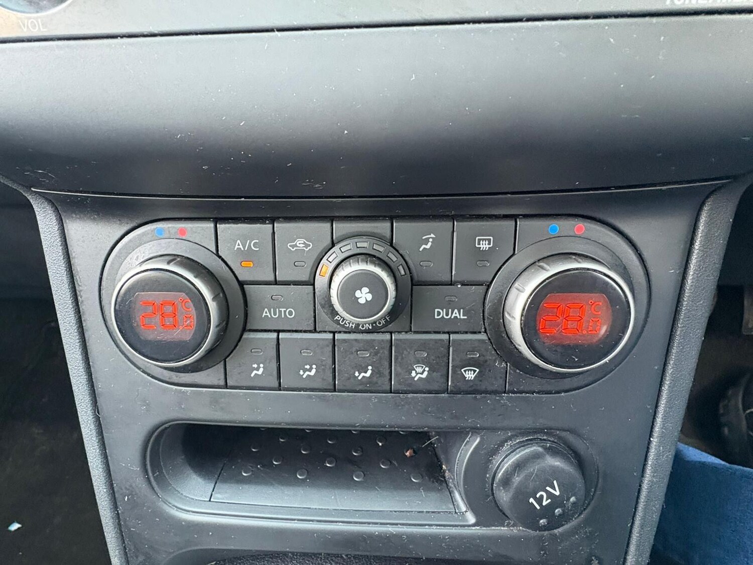 Used Nissan Qashqai+2 2012 for sale - 77479214: Photo 21