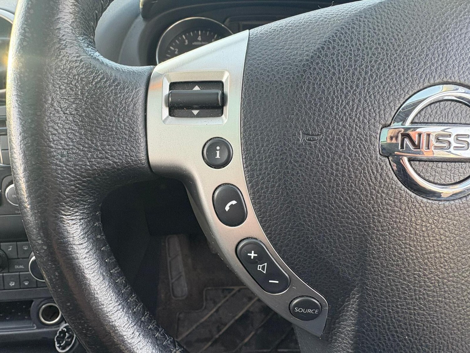 Used Nissan Qashqai+2 2012 for sale - 77479214: Photo 24