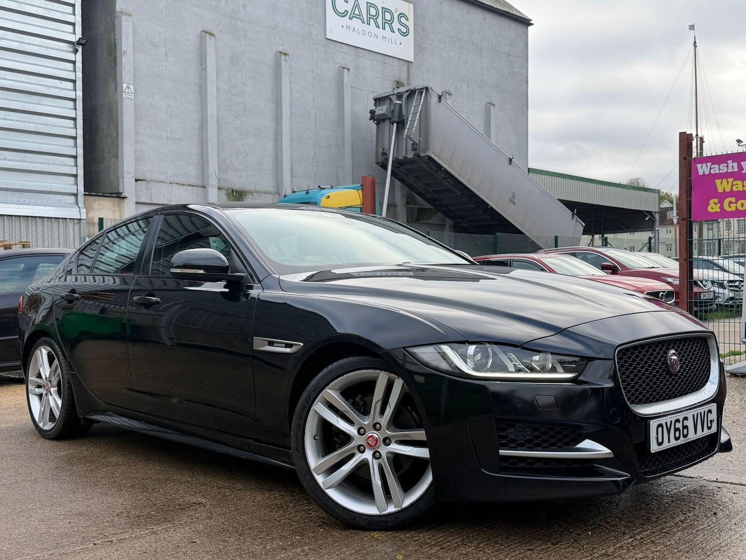 Used Jaguar XE for sale - 76728460: Photo 1