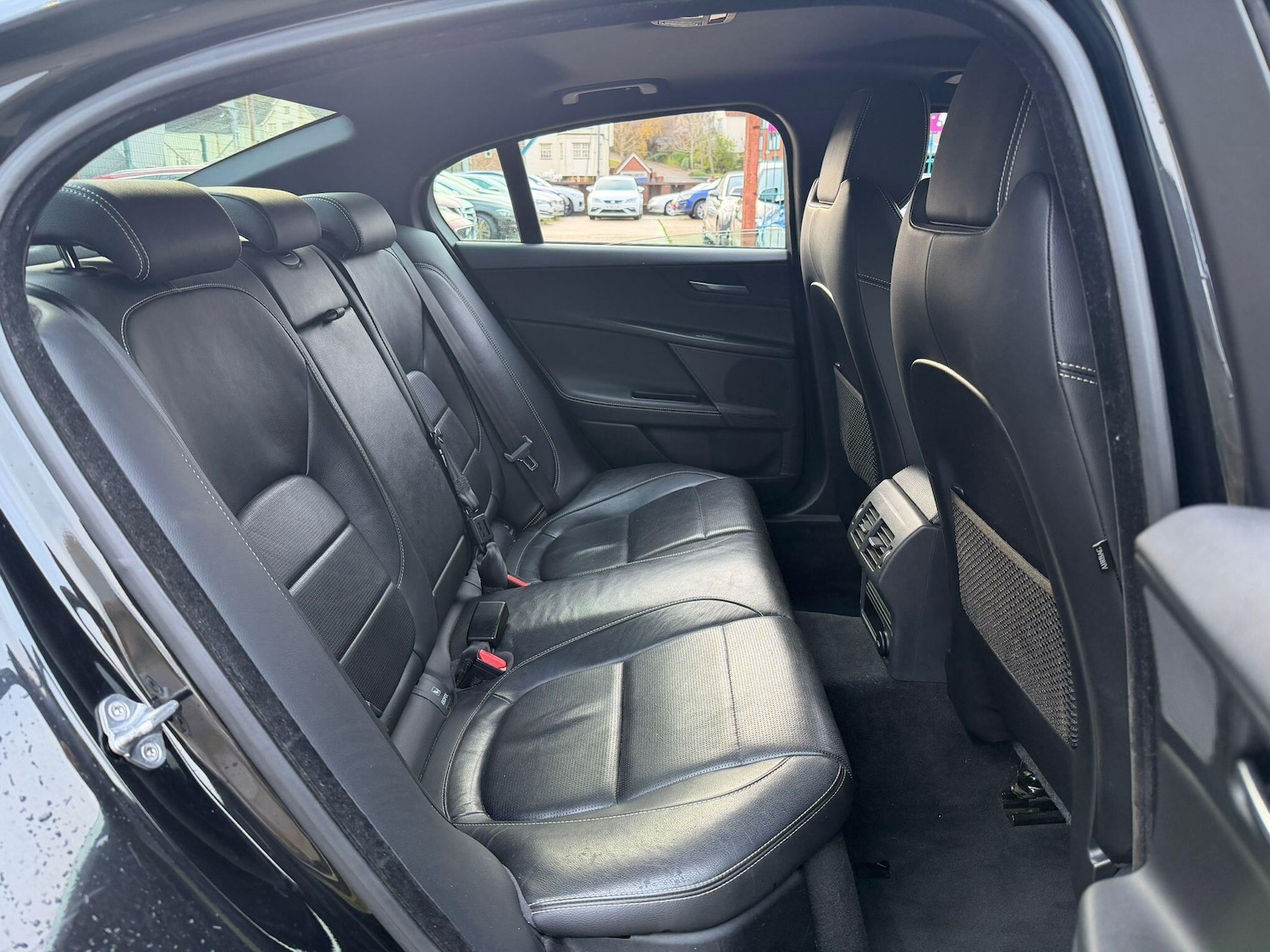 Used Jaguar XE for sale - 76728460: Photo 16