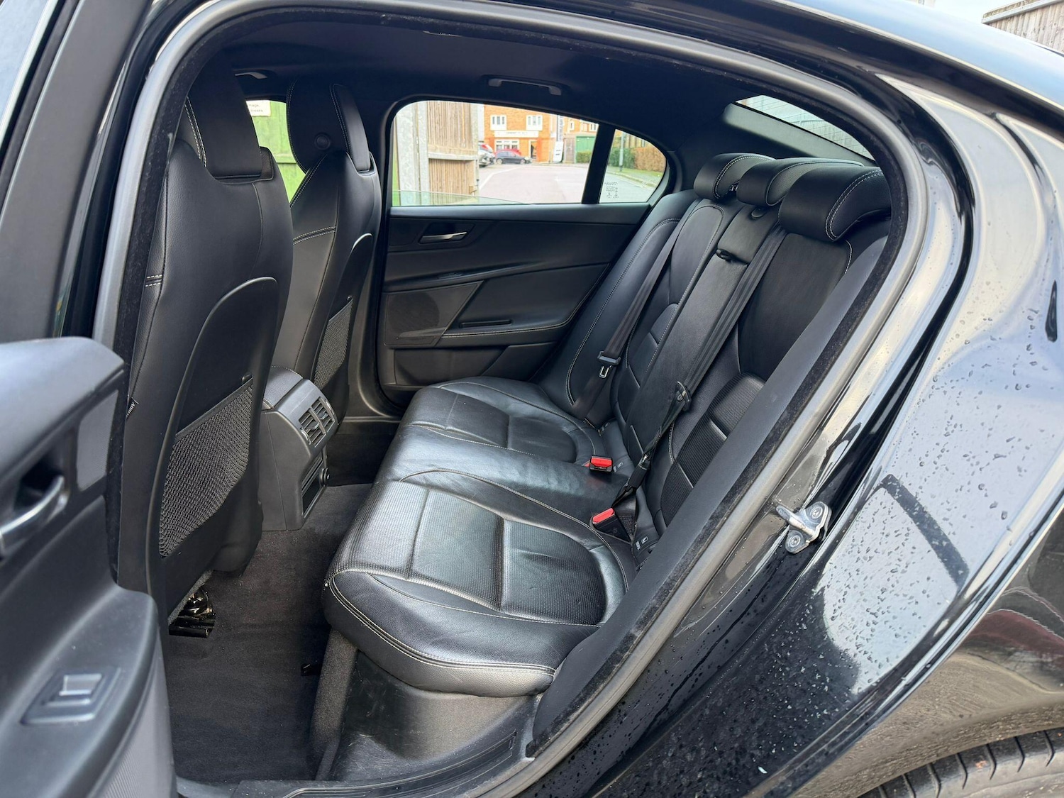 Used Jaguar XE for sale - 76728460: Photo 19