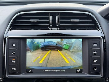 Used Jaguar XE 2016 for sale - 76728460: Photo