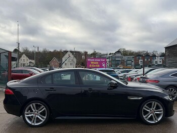 Used Jaguar XE 2016 for sale - 76728460: Photo
