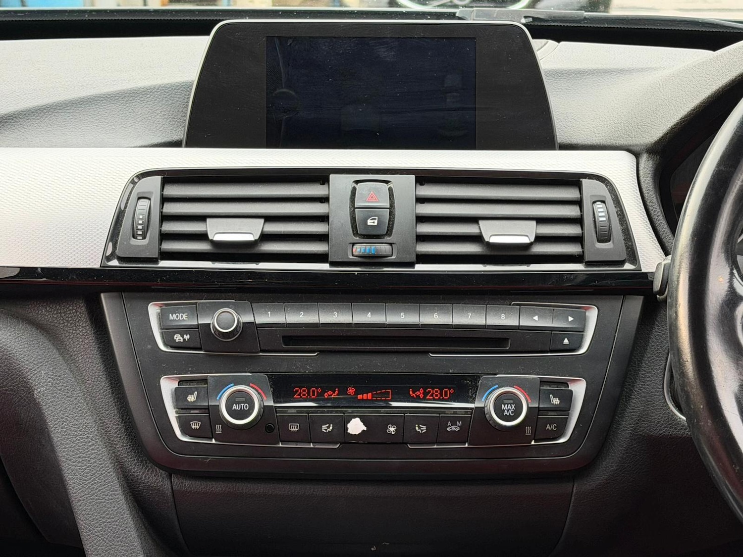 Used BMW 3 Series 2014 for sale - 77120733: Photo 26