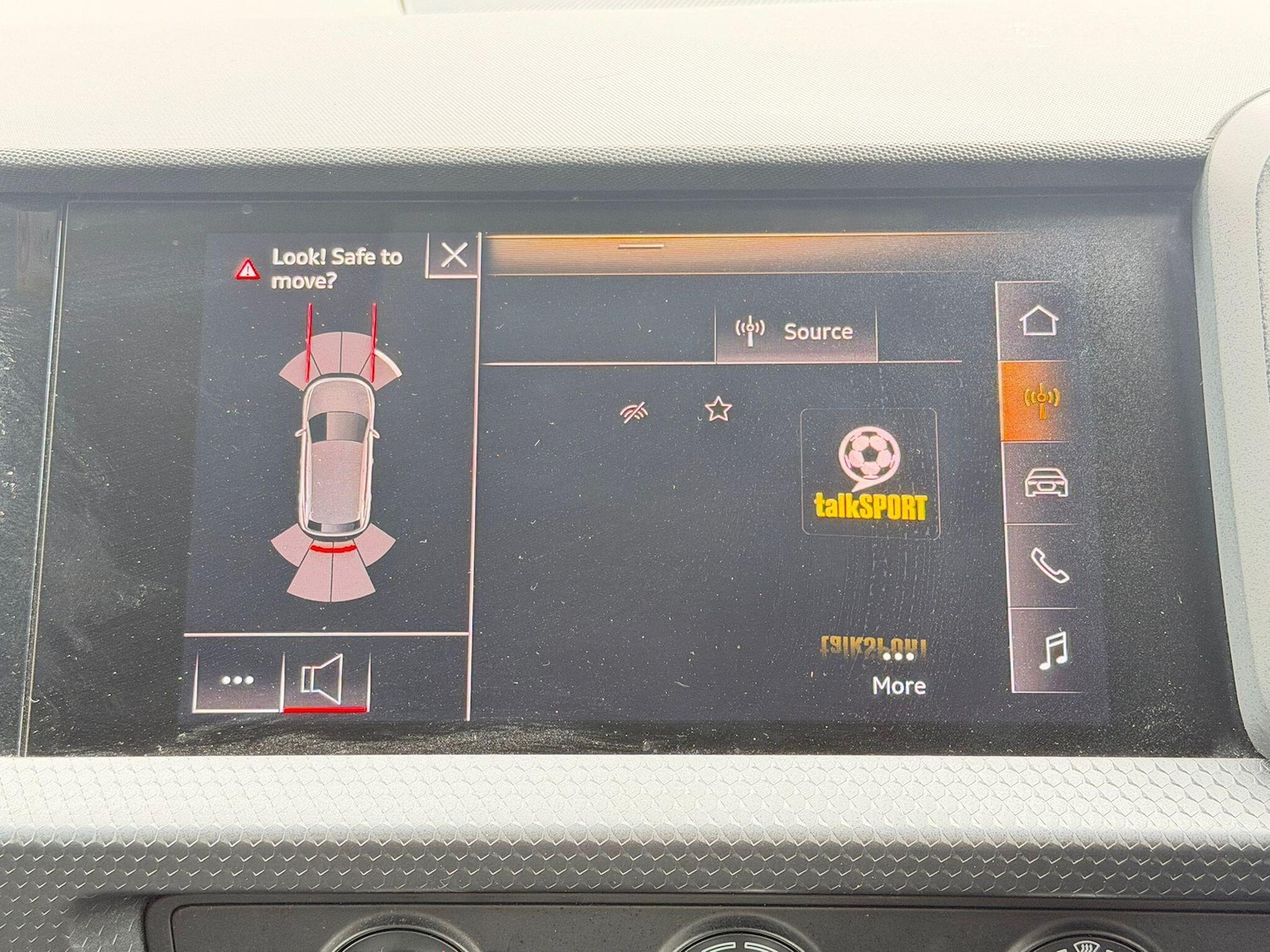 Used Audi A1 2019 for sale - 77611876: Photo 2