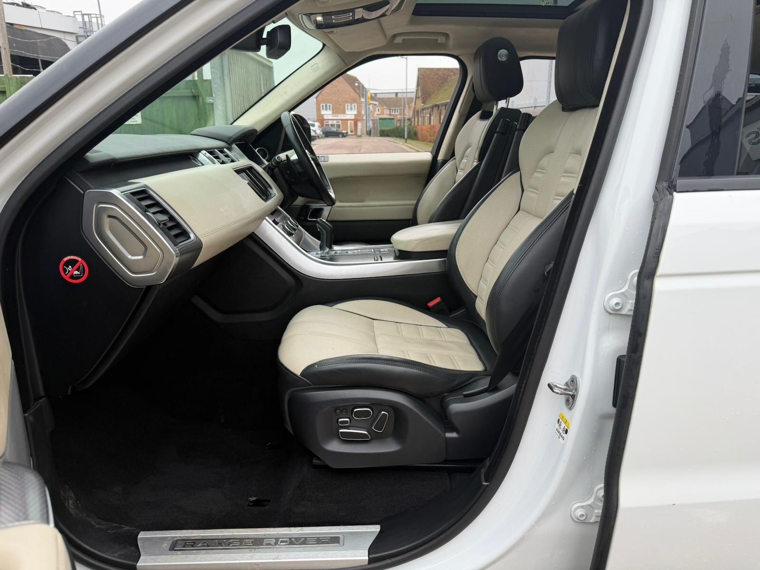 Used Land Rover Range Rover Sport 2015 for sale - 77550596: Photo 22