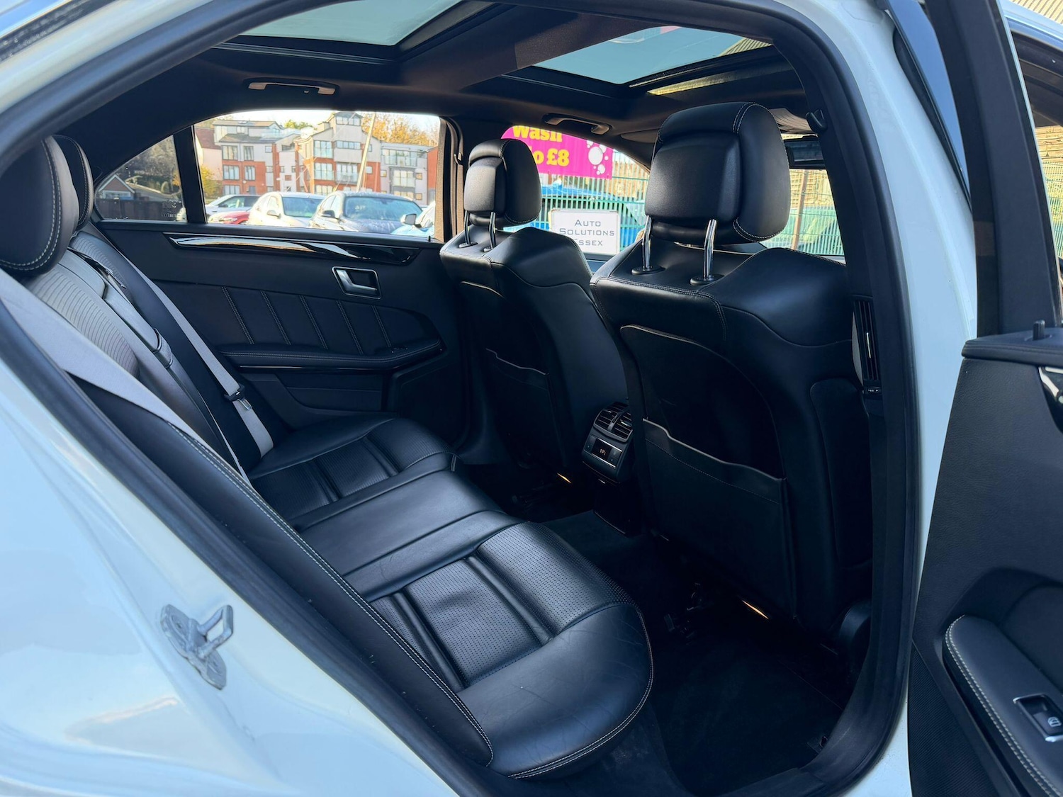 Used Mercedes-Benz E Class 2014 for sale - 77057161: Photo 18