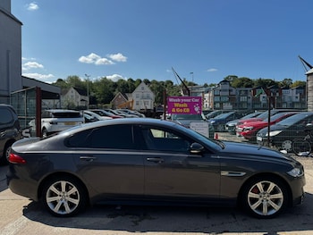 Used Jaguar XF 2016 for sale - 75601292: Photo