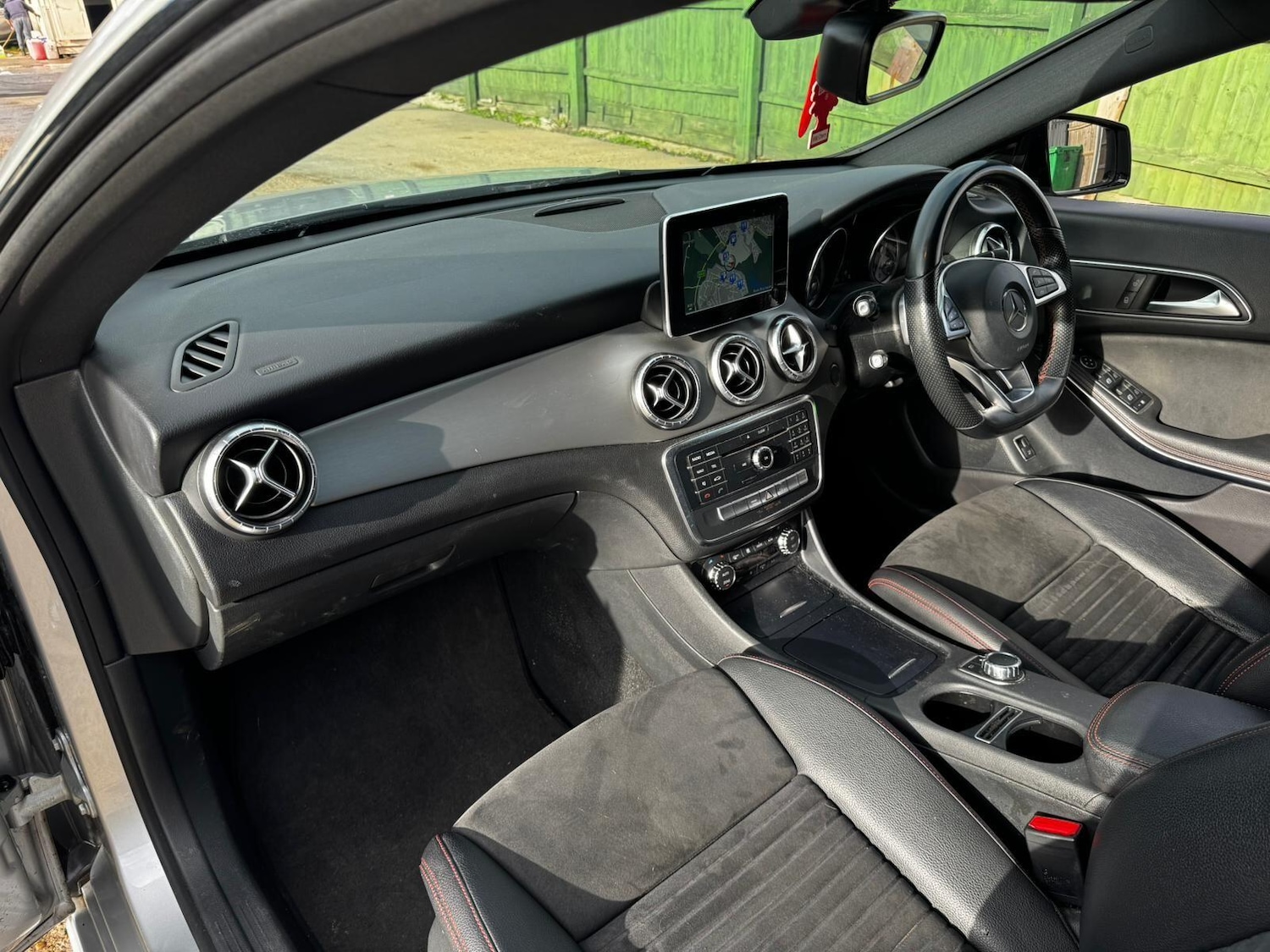 Used Mercedes-Benz CLA 2015 for sale - 76899332: Photo 22