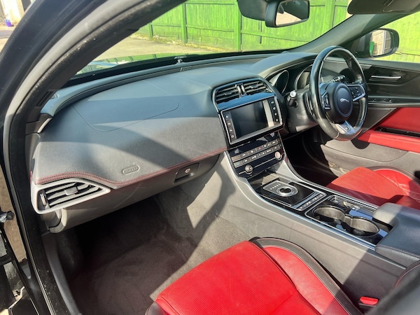 Used Jaguar XE 2015 for sale - 76214543: Photo 20