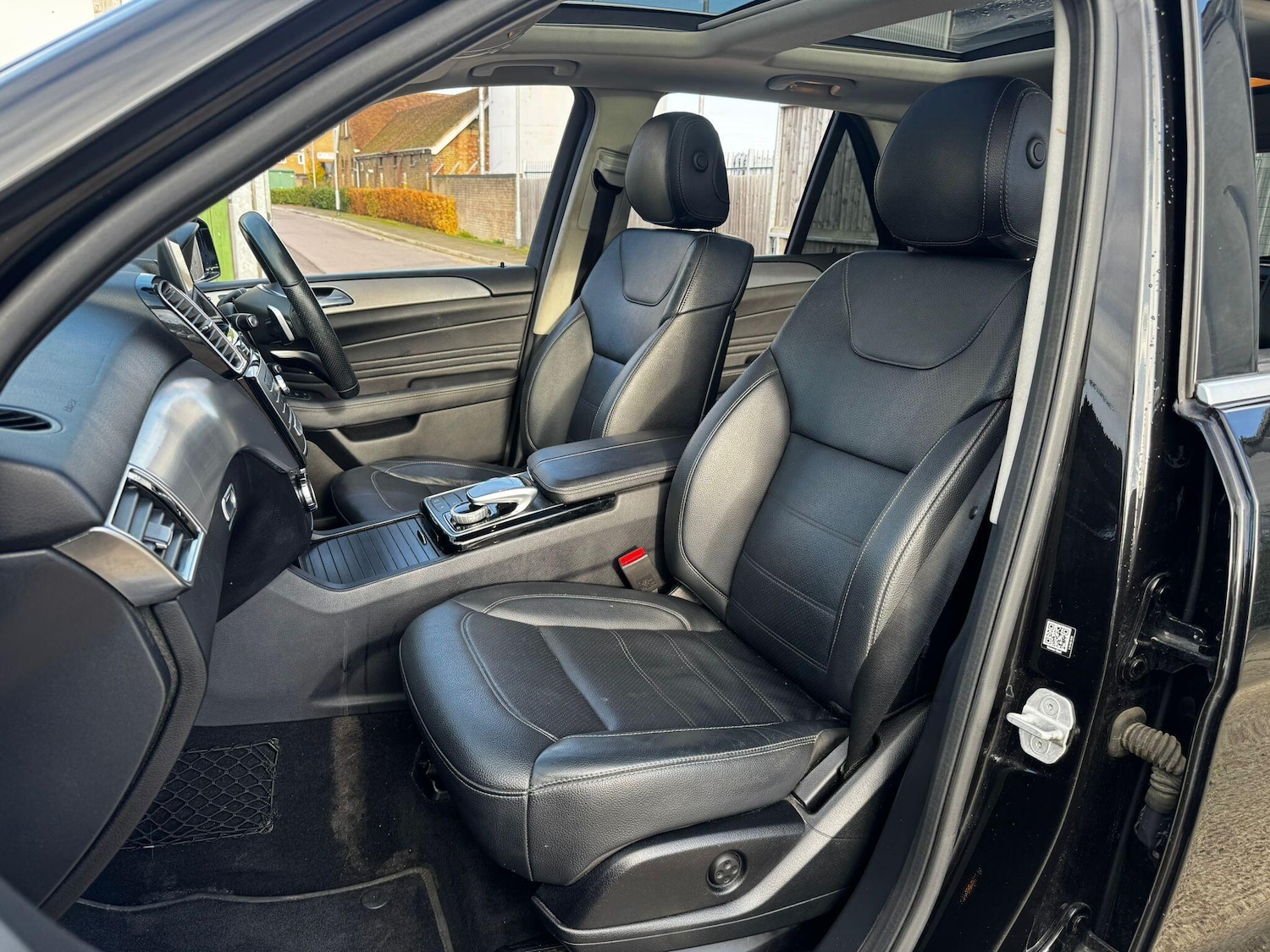 Used Mercedes-Benz GLE 2017 for sale - 76562161: Photo 23