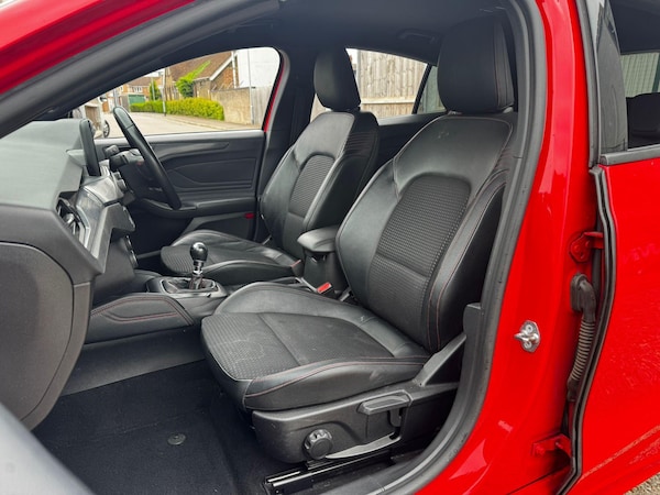 Used Ford Focus 2019 for sale - 74726500: Photo 24