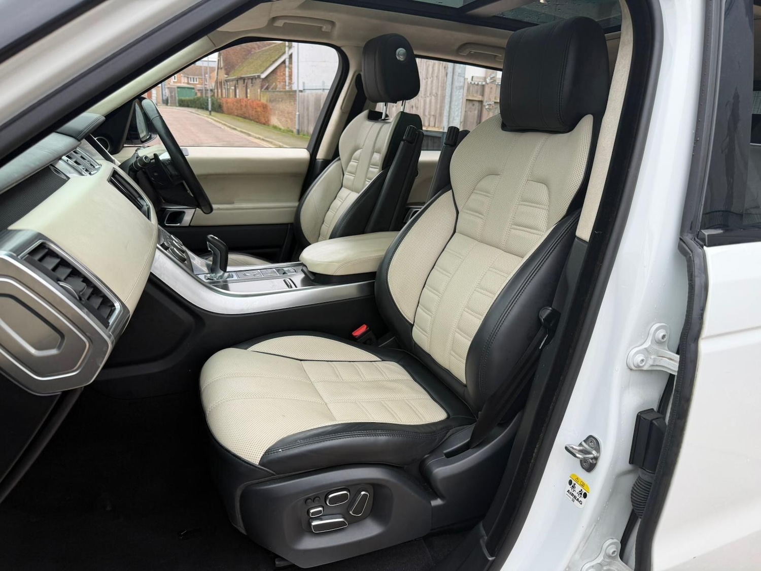 Used Land Rover Range Rover Sport 2015 for sale - 77377241: Photo 21