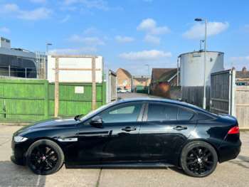 Used Jaguar XE 2015 for sale - 74602924: Photo