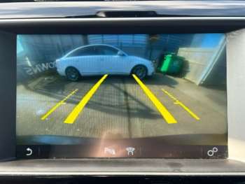 Used Jaguar XE 2015 for sale - 74602924: Photo