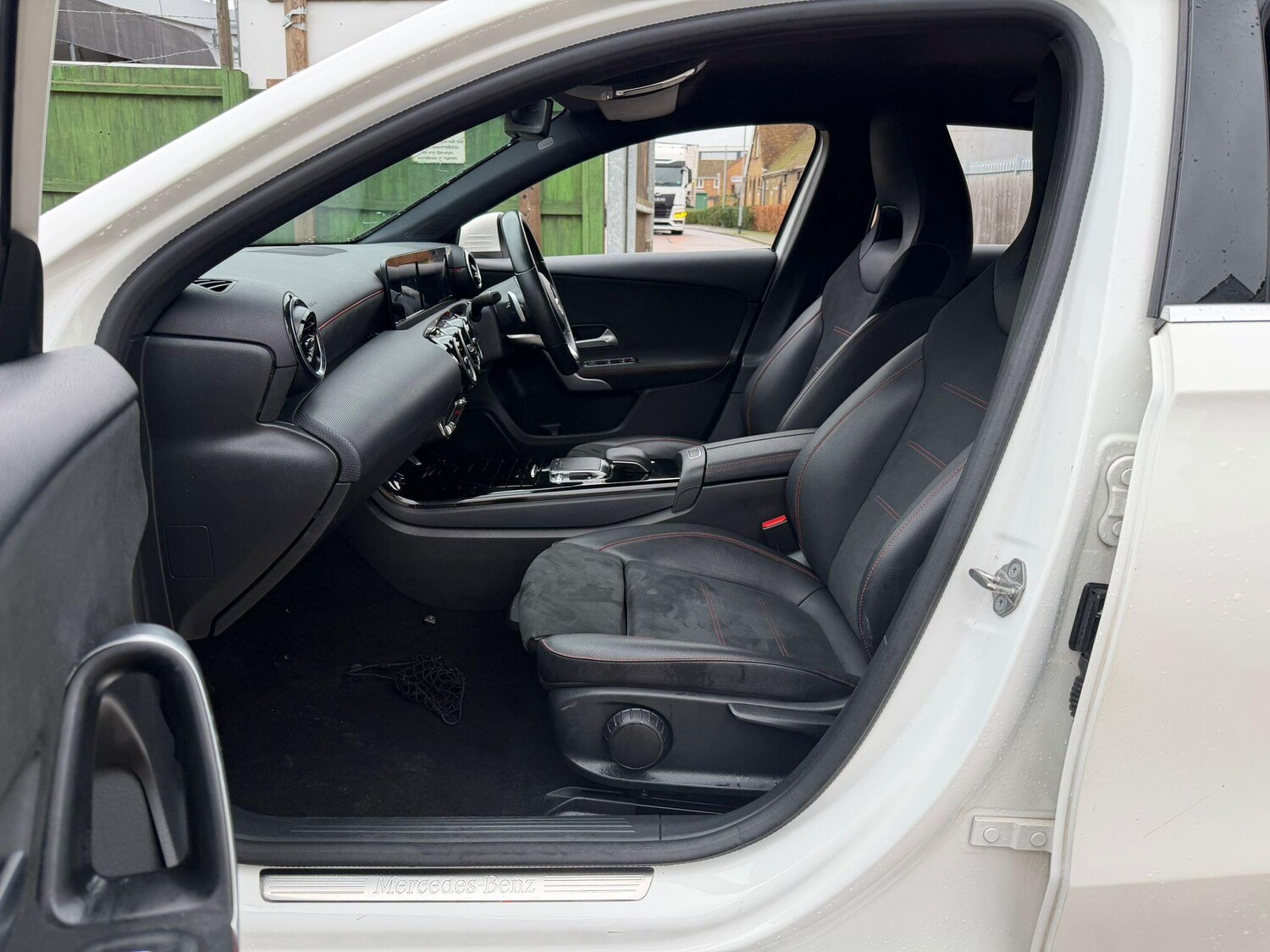 Used Mercedes-Benz A-Class 2018 for sale - 76765177: Photo 23