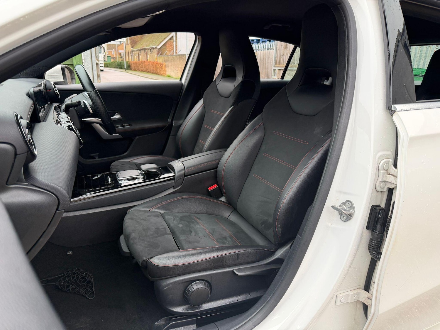 Used Mercedes-Benz A-Class 2018 for sale - 76765177: Photo 24