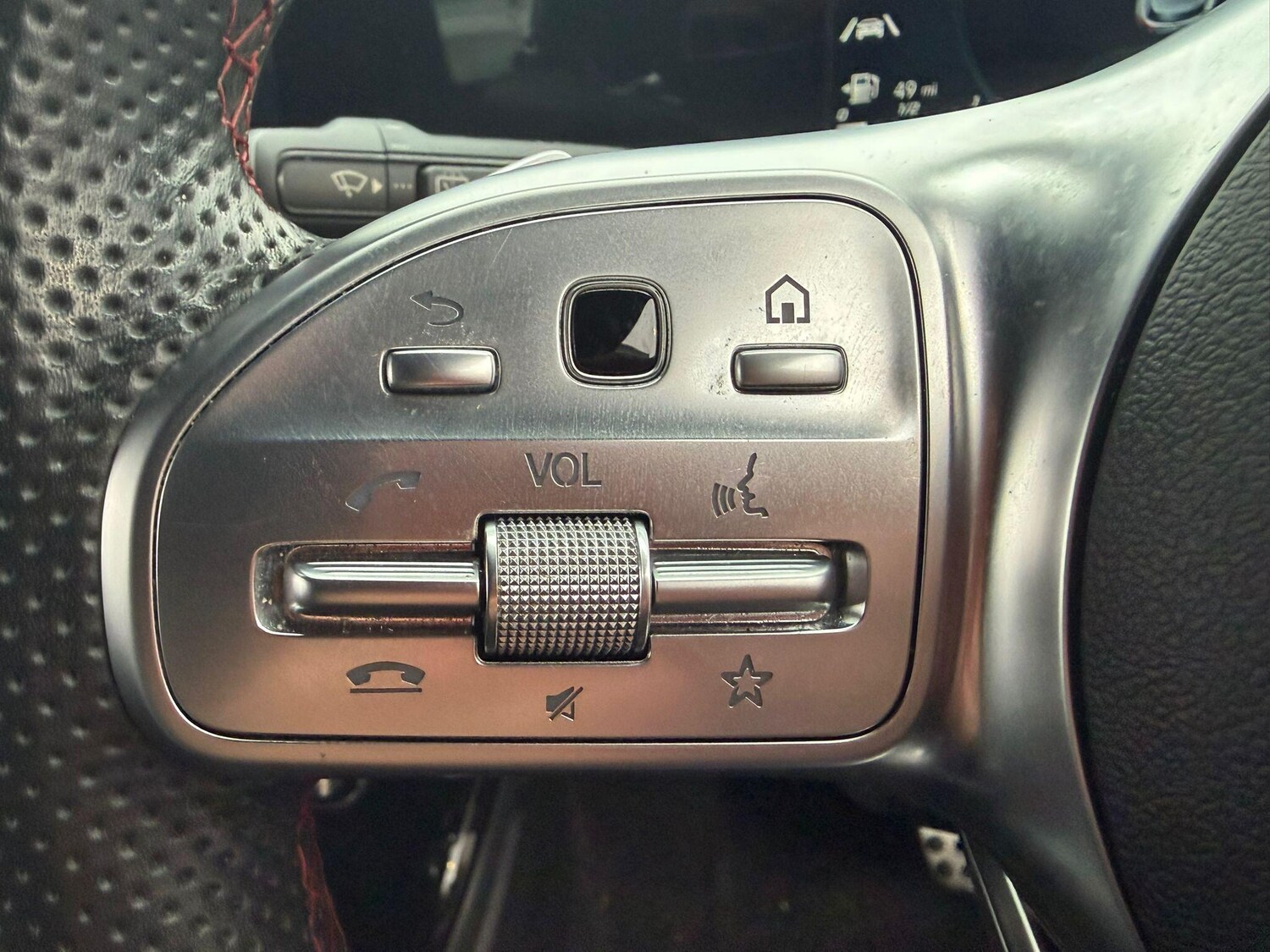 Used Mercedes-Benz A-Class 2018 for sale - 76765177: Photo 28