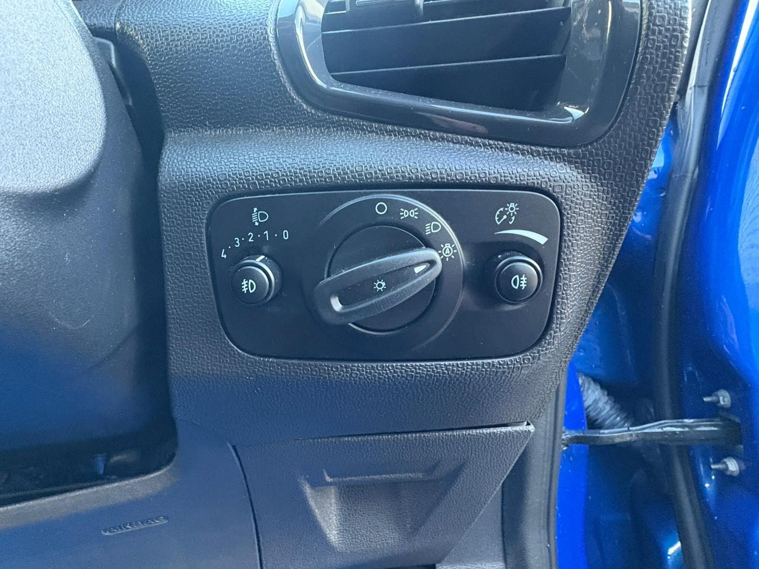 Used Ford Ecosport 2017 for sale - 77254803: Photo 27