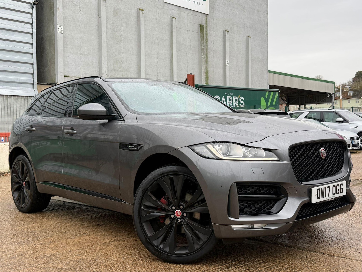 Used Jaguar F-Pace 2017 for sale - 77279101: Photo 1