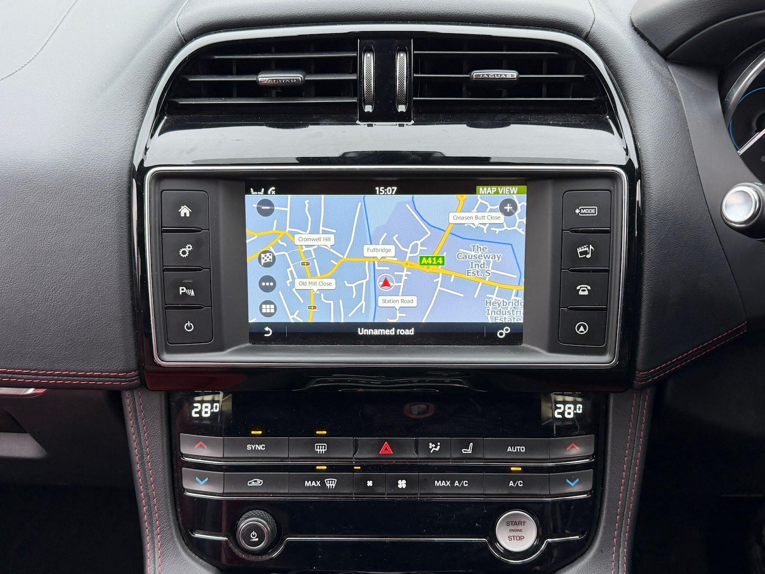 Used Jaguar F-Pace 2017 for sale - 77279101: Photo 4