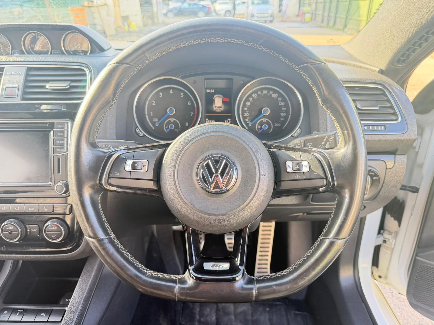 Used Volkswagen Scirocco 2016 for sale - 77993659: Photo 23