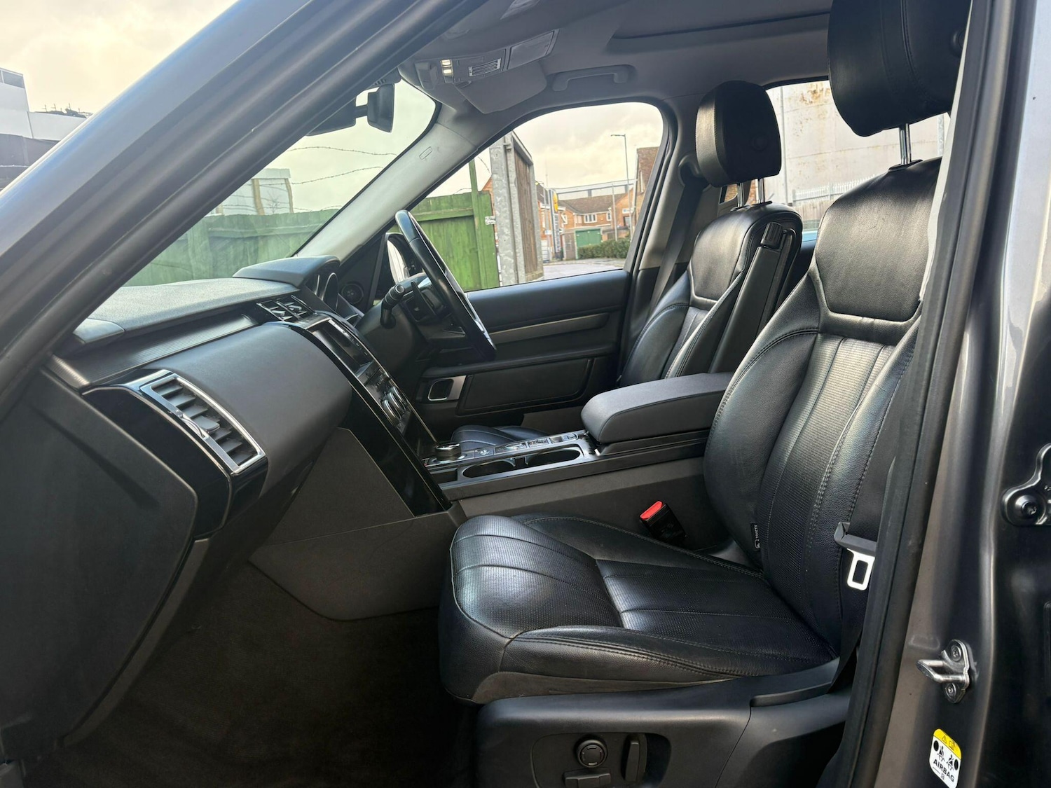 Used Land Rover Discovery 2017 for sale - 77387470: Photo 24