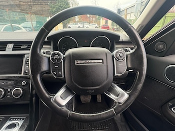 Used Land Rover Discovery 2017 for sale - 77387470: Photo