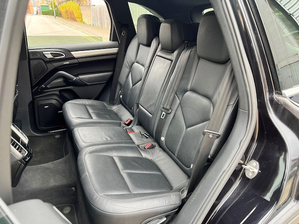 Used Porsche Cayenne 2011 for sale - 76269726: Photo 21