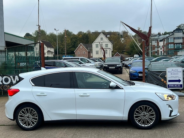 Used Ford Focus 2019 for sale - 72803584: Photo 3