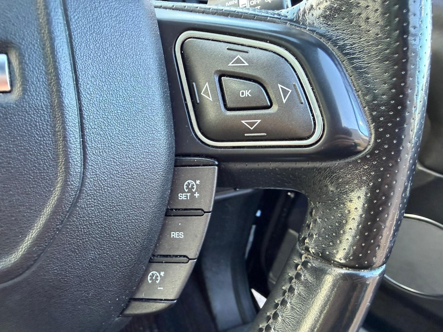 Used Land Rover Range Rover Evoque 2017 for sale - 77109018: Photo 29