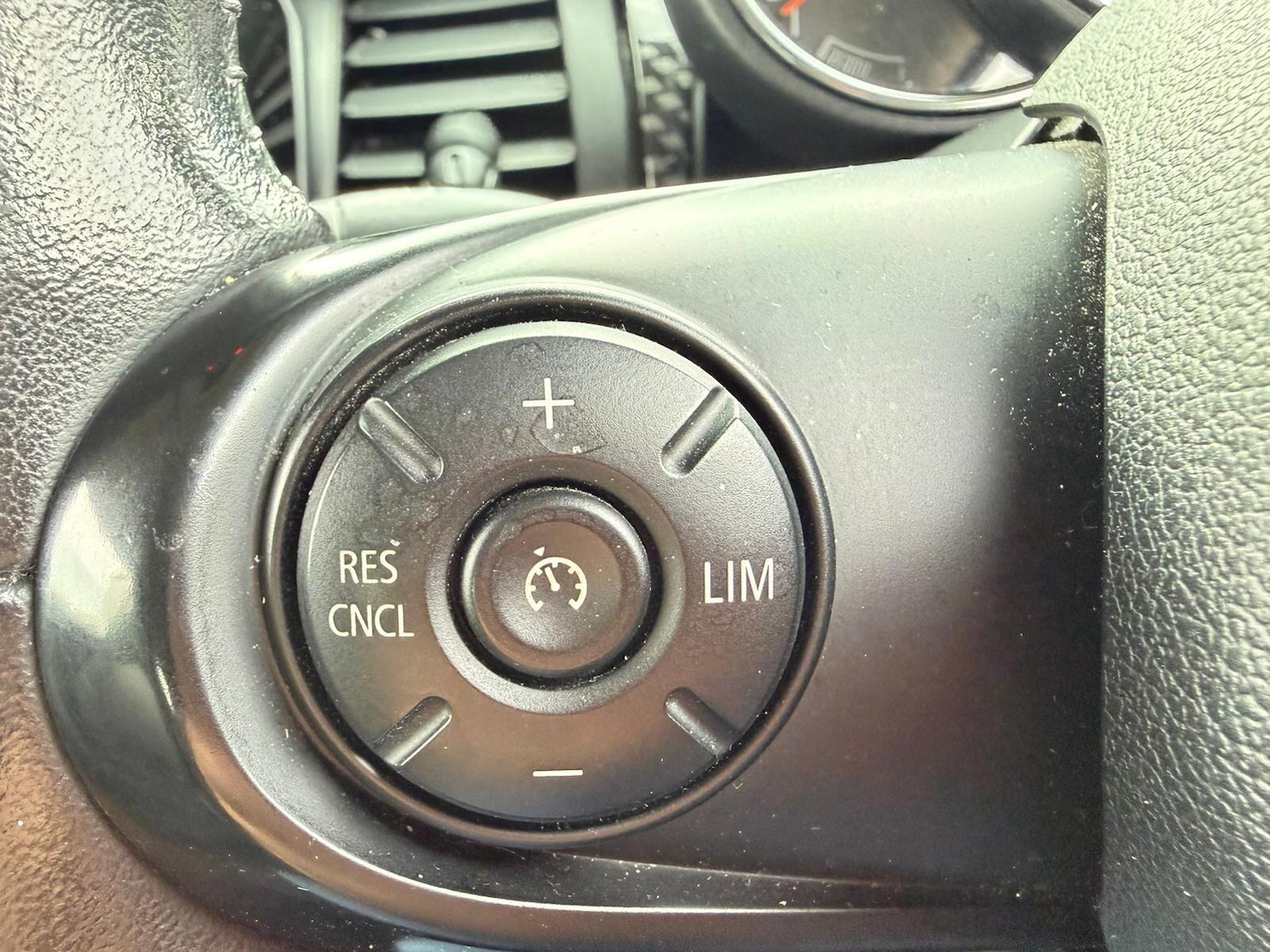 Used MINI Hatch 2018 for sale - 77883191: Photo 9