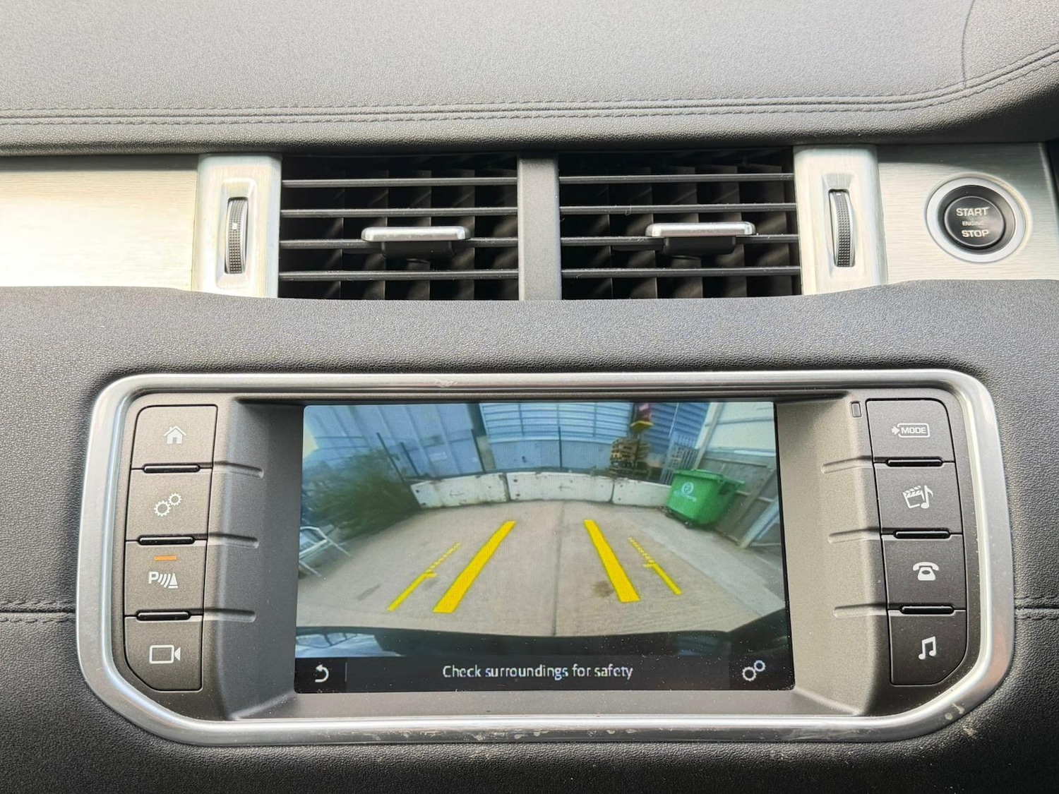 Used Land Rover Range Rover Evoque 2019 for sale - 78073231: Photo 2