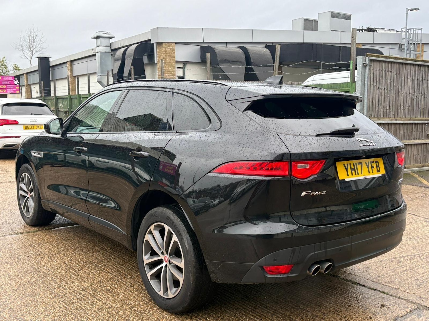 Used Jaguar F-Pace 2017 for sale - 77305905: Photo 8