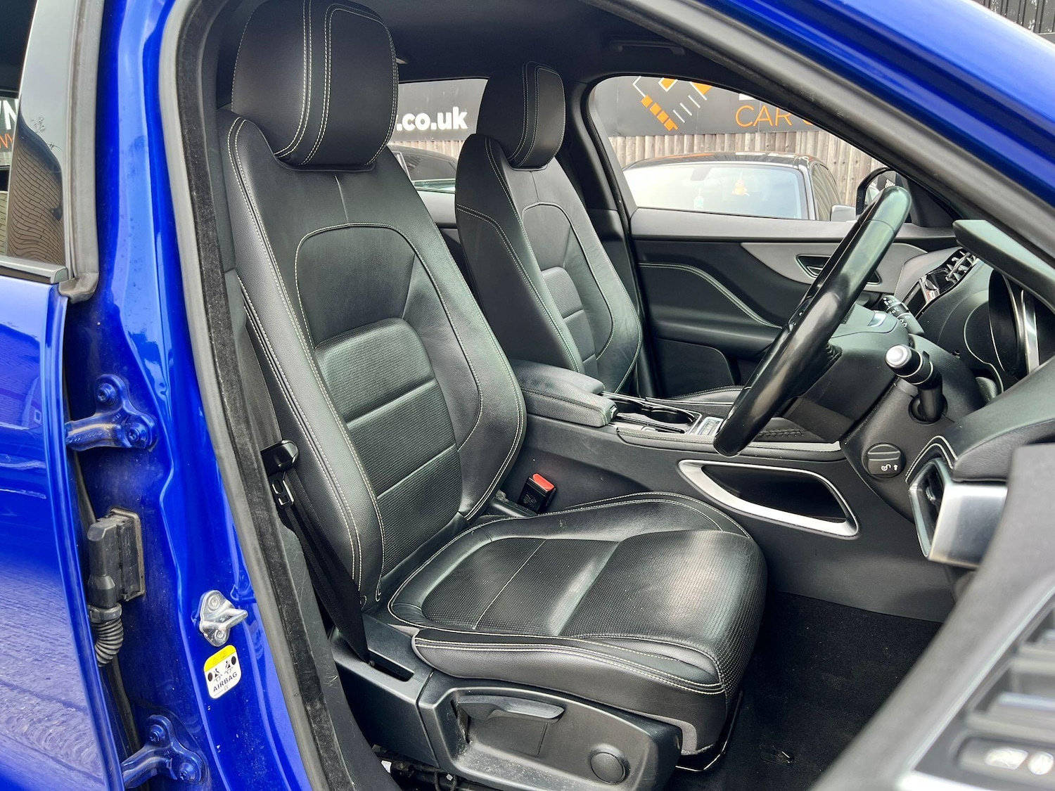 Used Jaguar F-Pace 2018 for sale - 76283564: Photo 15