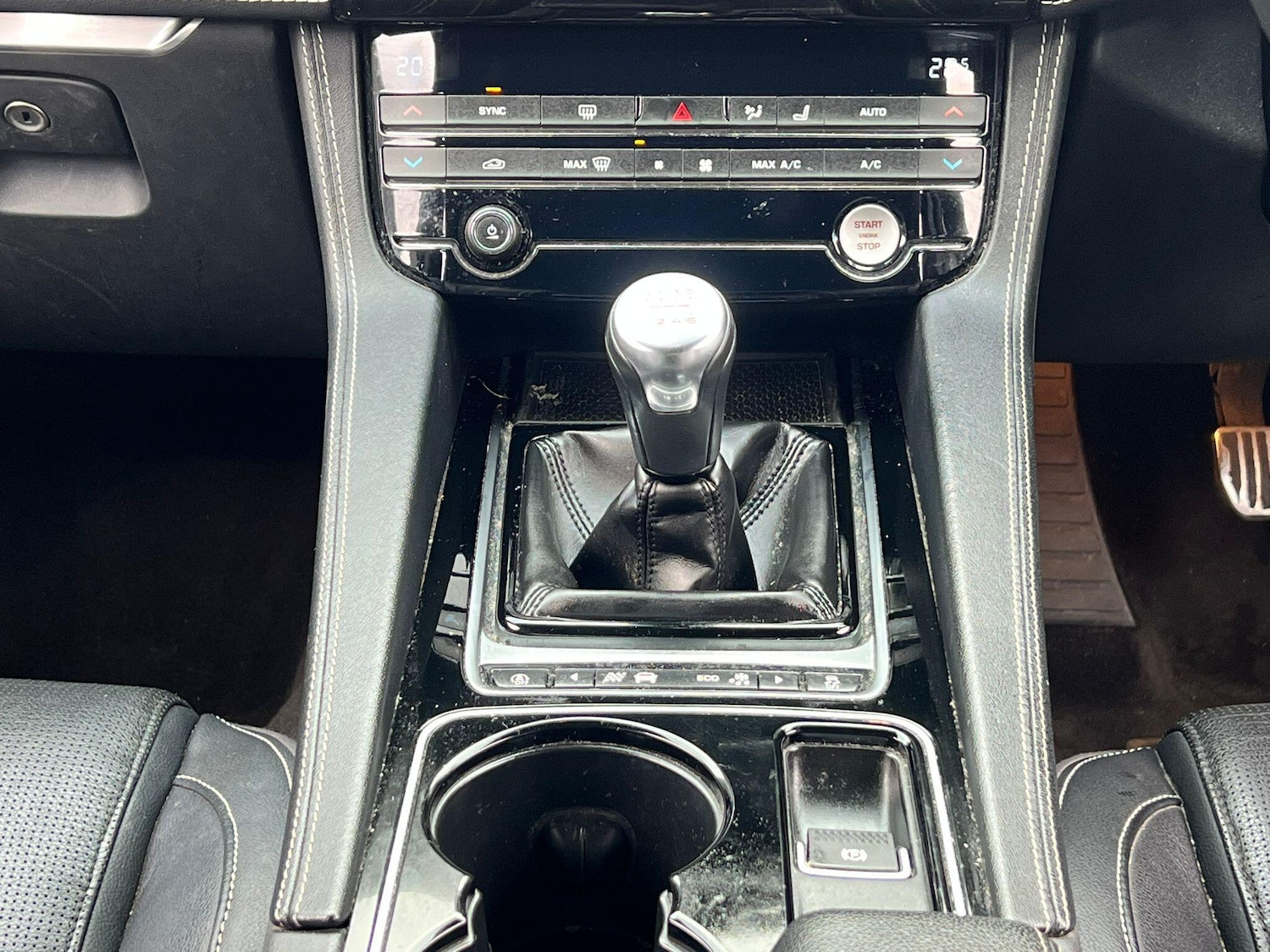 Used Jaguar F-Pace 2018 for sale - 76283564: Photo 25