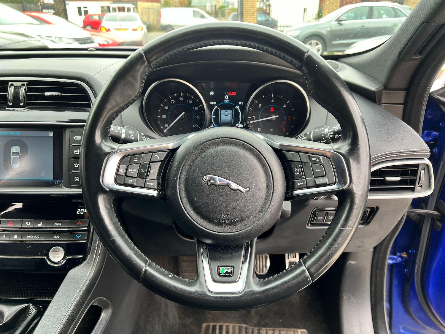 Used Jaguar F-Pace 2018 for sale - 76283564: Photo 26