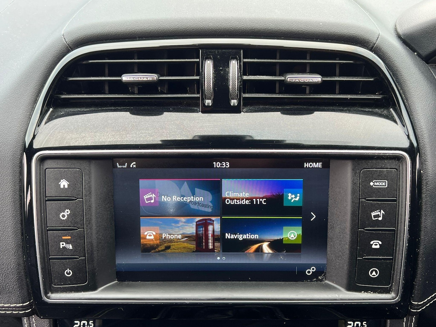 Used Jaguar F-Pace 2018 for sale - 76283564: Photo 4