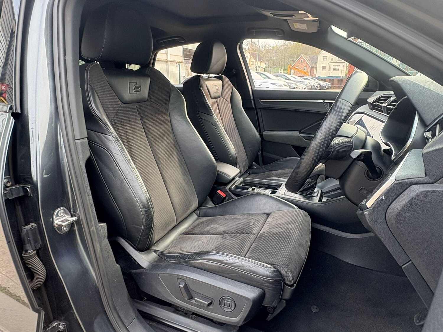 Used Audi Q3 2019 for sale - 78170188: Photo 15