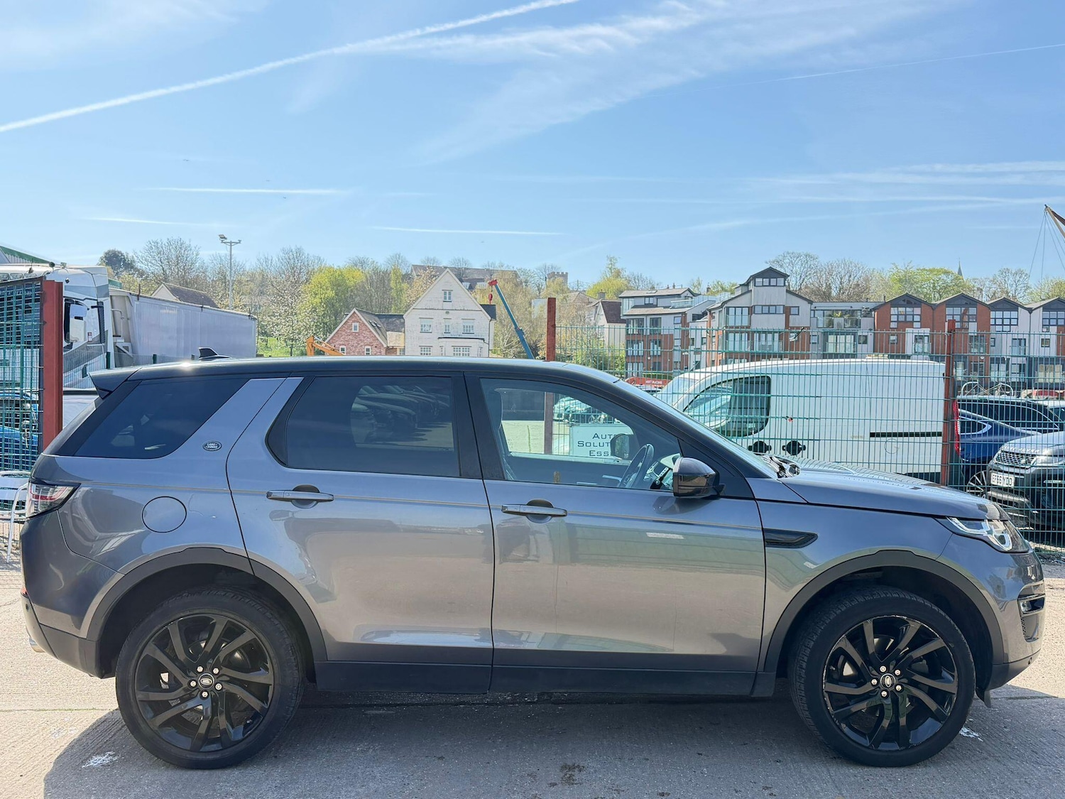 Used Land Rover Discovery Sport for sale - 78171289: Photo 3