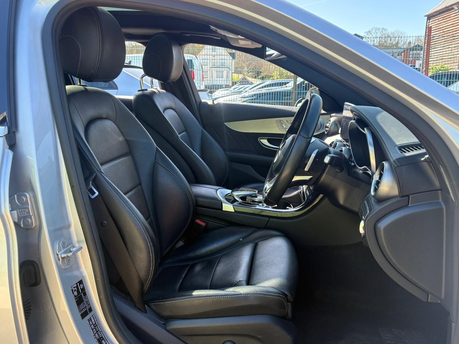 Used Mercedes-Benz C Class 2015 for sale - 78033896: Photo 14