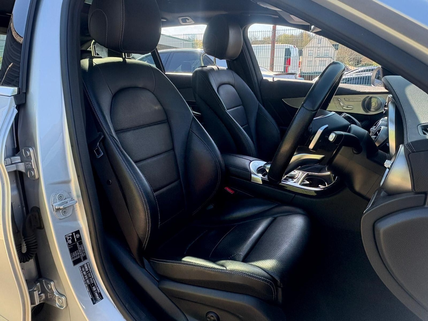 Used Mercedes-Benz C Class 2015 for sale - 78033896: Photo 15