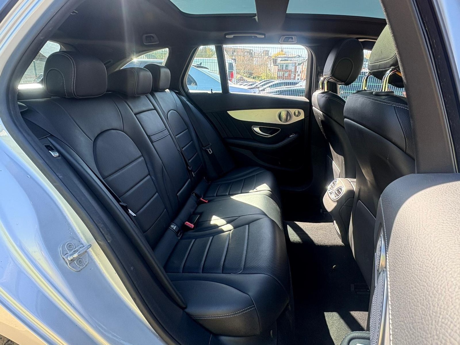 Used Mercedes-Benz C Class 2015 for sale - 78033896: Photo 16