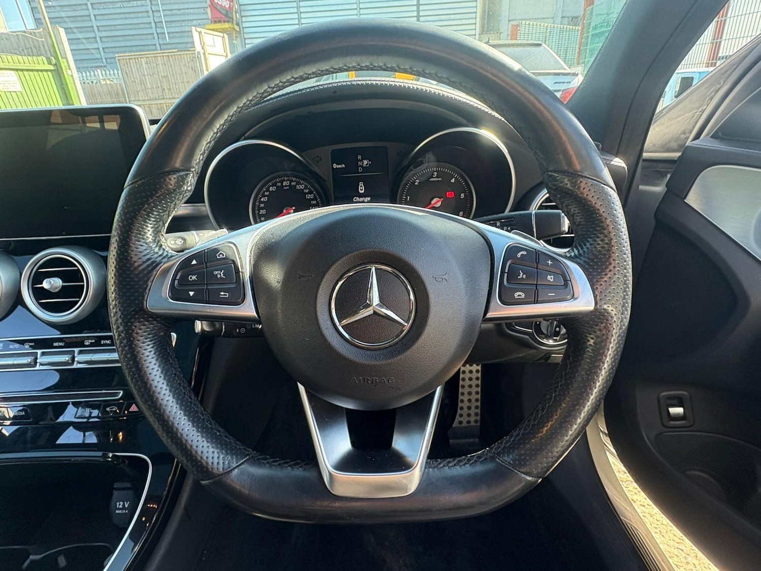 Used Mercedes-Benz C Class 2015 for sale - 78033896: Photo 25
