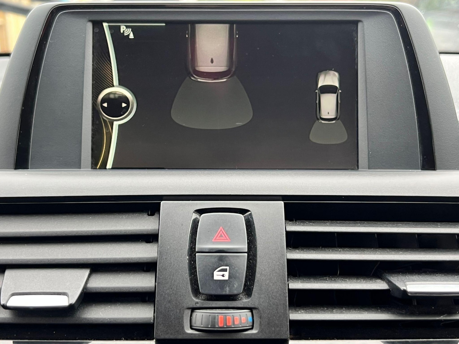 Used BMW 1 Series 2013 for sale - 76432420: Photo 2