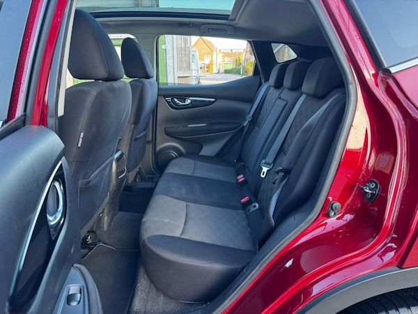 Used Nissan Qashqai 2017 for sale - 76201144: Photo 19