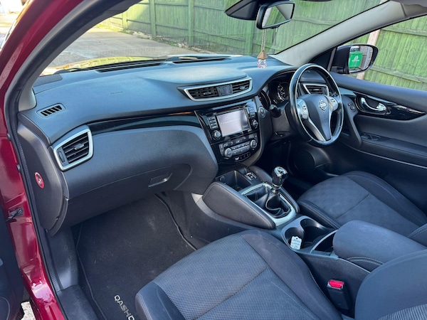 Used Nissan Qashqai 2017 for sale - 76201144: Photo 24